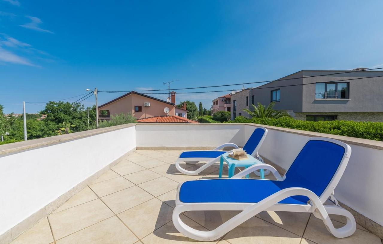 Villa Anita With Common Pool Vrvari Exteriér fotografie